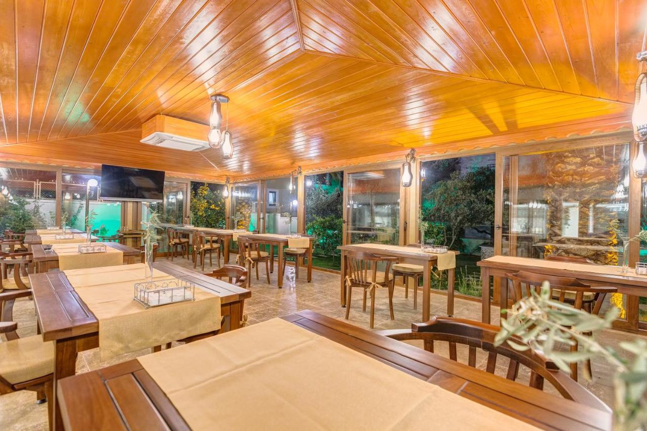 Cunda Oezerbey Konagi (Adults Only) Hotel ไอวาลิค ภายนอก รูปภาพ