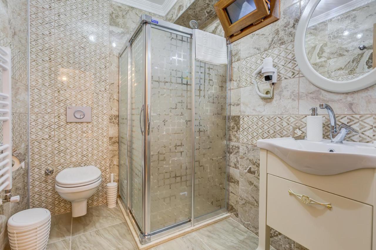 Cunda Oezerbey Konagi (Adults Only) Hotel ไอวาลิค ภายนอก รูปภาพ